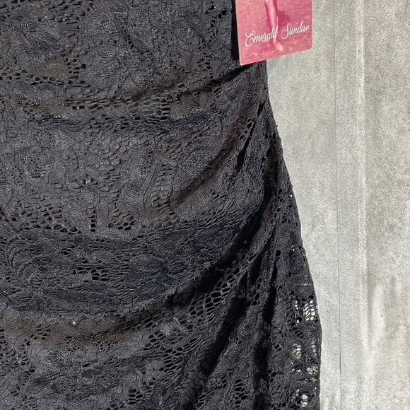 EMERALD SUNDAE Juniors' Black Lace V-Neck Asymmetrical Bodycon Mini Dress SZ XL - Picture 7 of 13